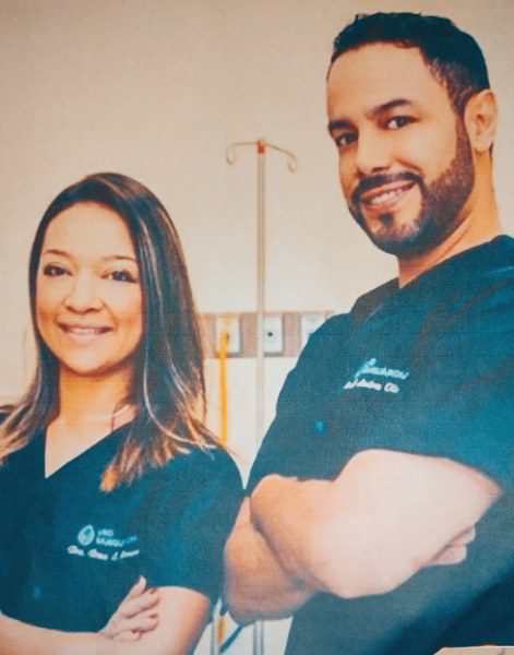 rosa estela romero y andres olivo garate